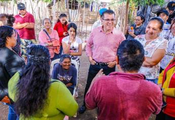 Alcalde de Mazatlán pacta obras de mejoras en colonias vulnerables para el 2024