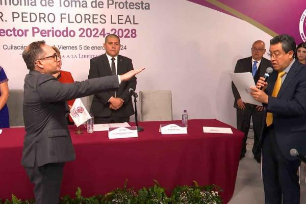 Pedro Flores rinde protesta como nuevo Rector de la UAdeO