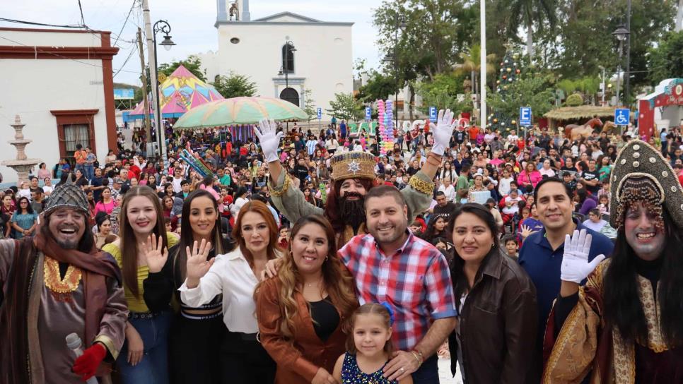 ¡Llegan los Reyes Magos a Badiraguato! Alcalde celebra con niñas y niños 