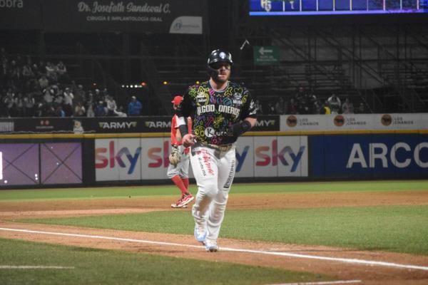 Águilas apalea a Algodoneros en casa; se van al séptimo juego por un boleto a semifinales