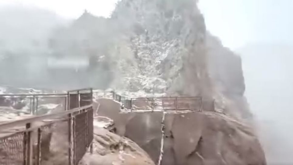 Así luce la Cascada de Basaseachi por tormenta de nieve en la sierra de Chihuahua | VIDEO