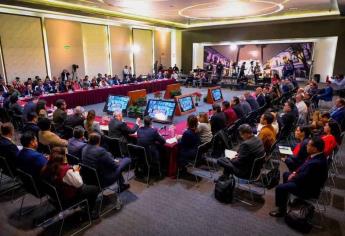 Rocha Moya se reúne con el Gobierno de México para consolidar el IMSS Bienestar 