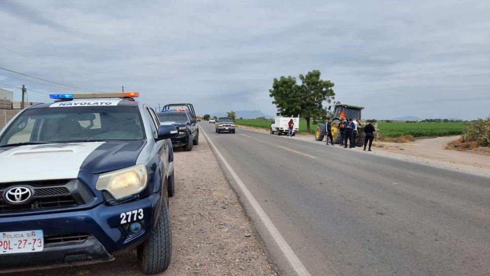 Joven vendedor de tortillas resulta herido tras chocar contra tractor en Navolato