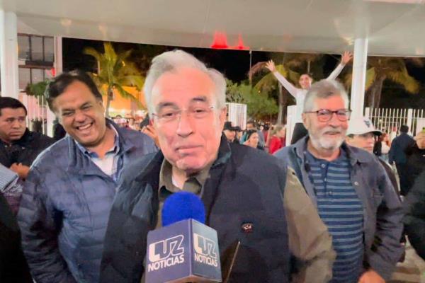 Rocha Moya señala que aún no hay perfiles para sustituir a los secretarios que se van a campaña