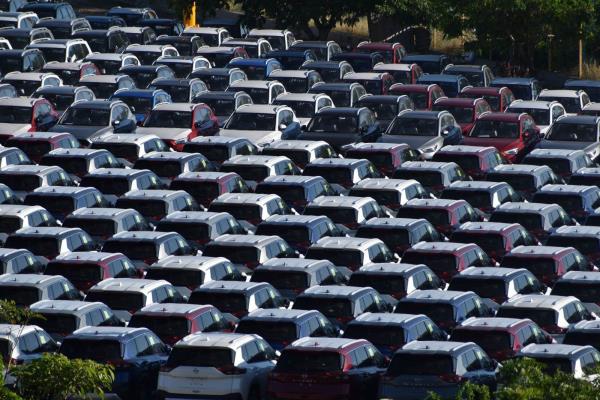 Crece al mil 174% la importación de automóviles a través de Mazatlán: Sedectur