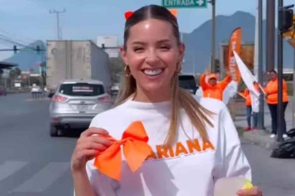 Mariana Rodríguez se pone “Coquette” y regala moños naranjas “Fosfo Fosfo”