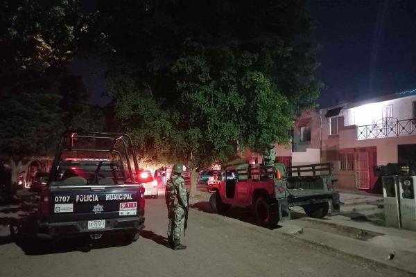 Asesinan a un hombre frente a su familia en Villas del Cedro en Culiacán