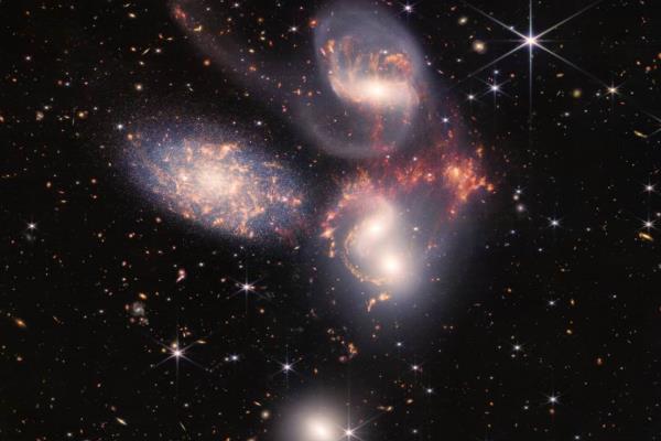 Hubble, el telescopio de la NASA, capta este extraño fenómeno en el espacio
