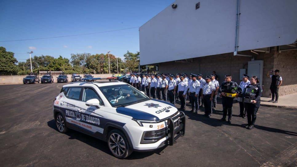 Ayuntamiento entrega 30 patrullas eléctricas y equipamiento táctico a la SSPyTM