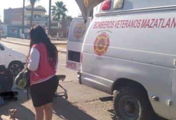 Motociclista derrapa y termina en el hospital en Mazatlán