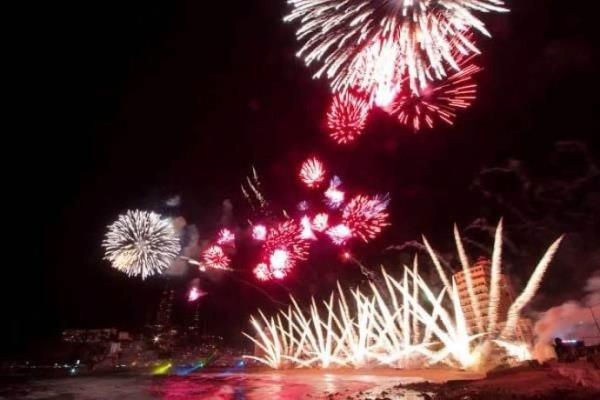 El Combate Naval en el Carnaval de Mazatlán: ¿Cómo nace, esta tradición?