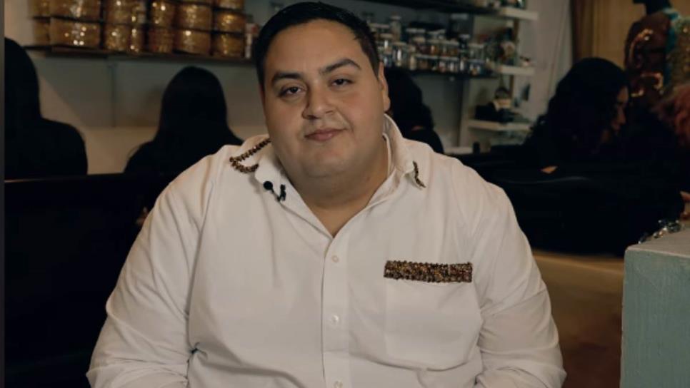 José Antonio Ríos: así diseñó el traje del Rey de la Alegría del Carnaval de Mazatlán 2024 | VIDEO