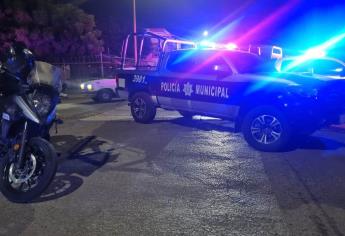 Despojan dos camionetas a punta de pistola en Culiacán
