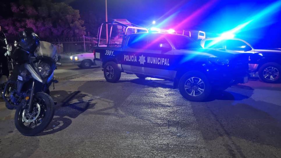 Despojan dos camionetas a punta de pistola en Culiacán Despojan dos camionetas a punta de pistola en Culiacán