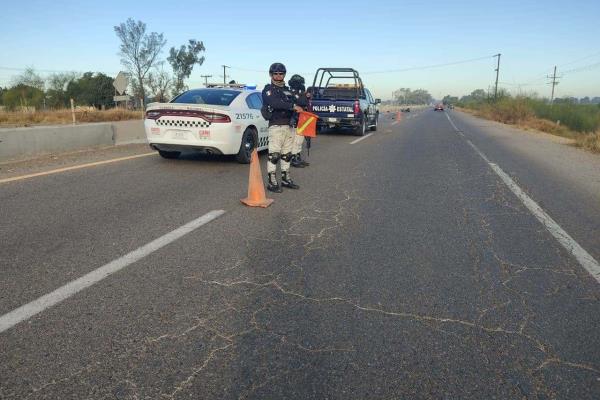 Hombre pierde la vida en trágico accidente sobre la México 15 en Guasave