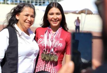 Ciclista culiacanense Akary Sayuri Valenzuela Urrea gana nueve medallas de oro