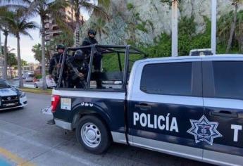 Mujer y niña resultan heridas en choque en Las Mañanitas, Mazatlán