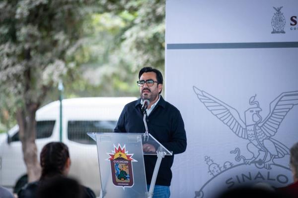Alcalde de Culiacán da banderazo para campaña de descacharrización en Baila
