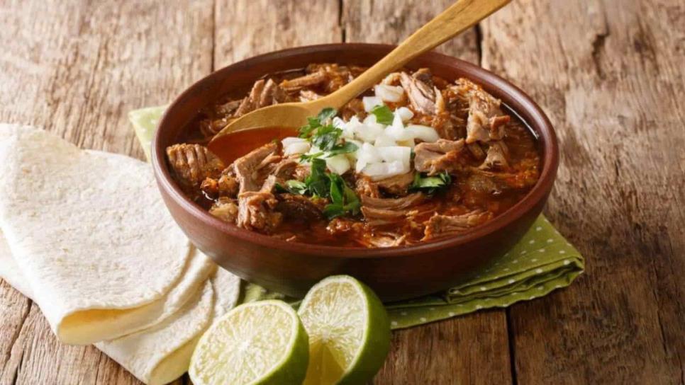 Cómo hacer birria de res ante la falta de carne de borrego