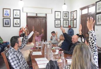 Gildardo Leyva solicita licencia ante Cabildo para buscar la reelección