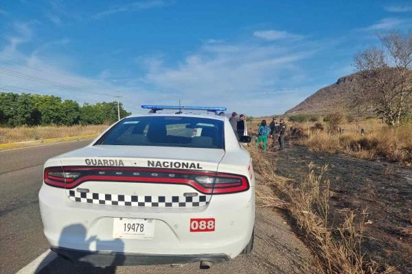 «Levantan» a conductor y lo despojan de un camión de carga en Costa Rica, Culiacán