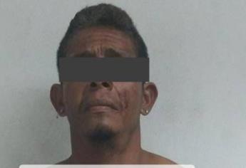 Detienen a un hombre tras amenazar a empleada en funeraria de Mazatlán