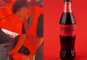 Captan a vendedor rellenando botellas de Coca Cola con otro refresco | VIDEO 