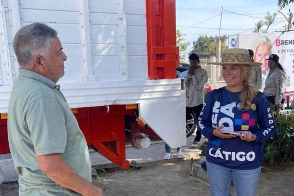 Brenda Látigo: «Ahome con olor a caño»
