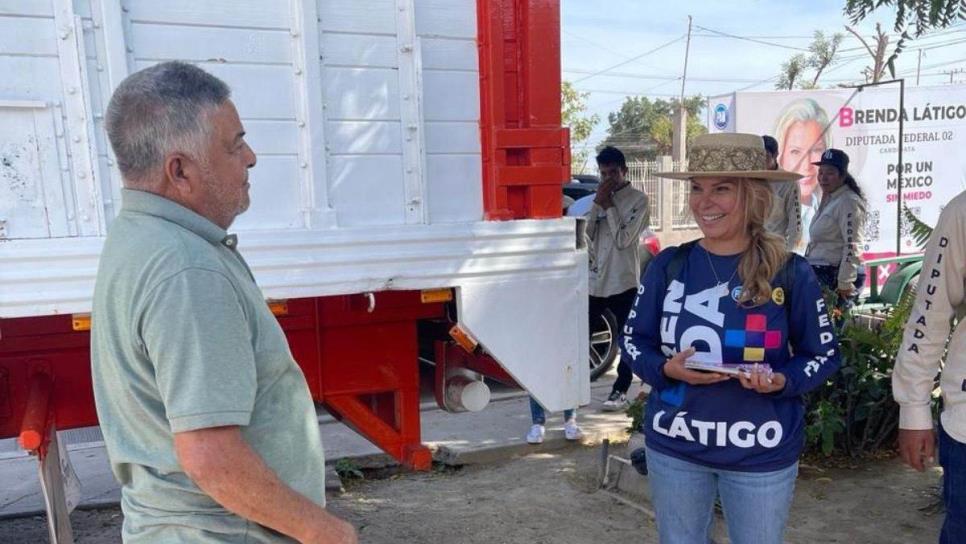 Brenda Látigo: «Ahome con olor a caño»