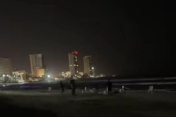 Pareja se mete a bañar y muere ahogada en playa de Mazatlán