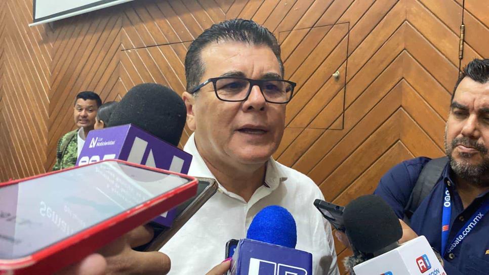 Julión Álvarez y Alfredo Olivas sí pagaron su presentación en Mazatlán: aclara González Zataráin