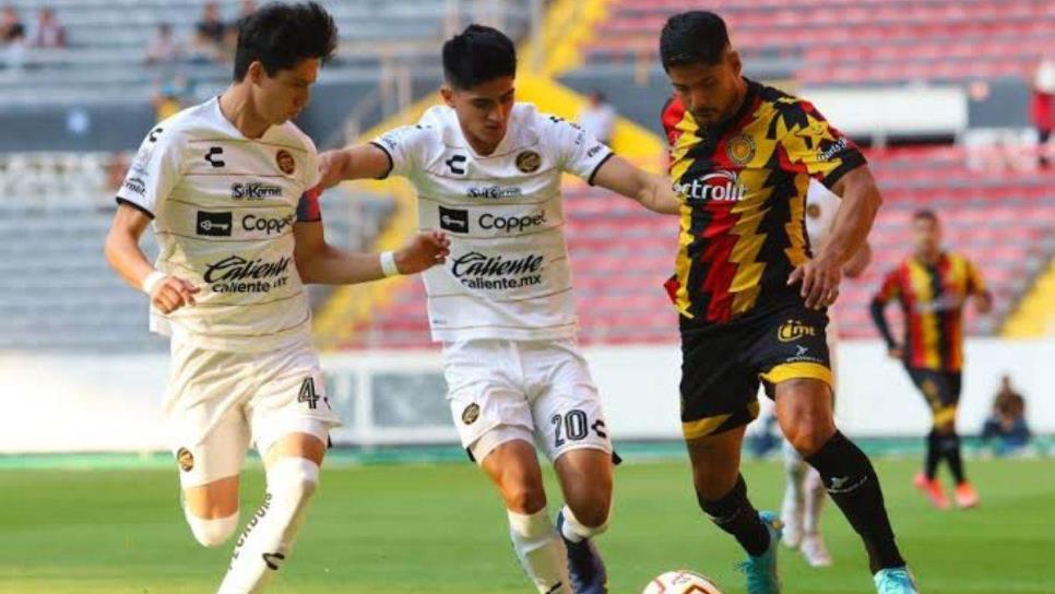 Dorados de Sinaloa vuelve a perder; esta ocasión fue ante Leones Negros 