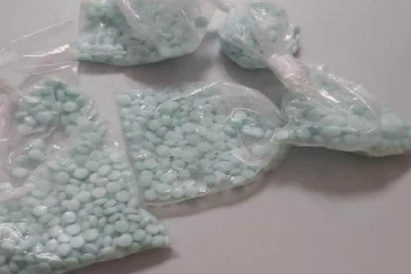 Vinculan a proceso a hombre que poseía un millón de pastillas de fentanilo en Culiacán