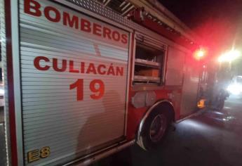 Policías rescatan a un adulto mayor de un incendio en Culiacán