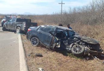 Fuerte choque se registra en Sanalona, Culiacán; dos persona resultan lesionadas