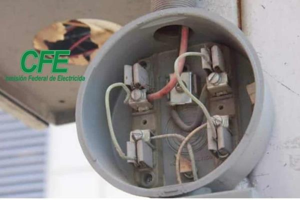 CFE: Cómo detectar si alguien instaló un «diablito» en el medidor de luz