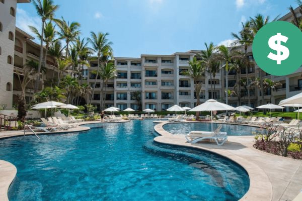¿Cuánto cuesta una noche en el hotel de Neto Coppel, el polémico empresario de Mazatlán?