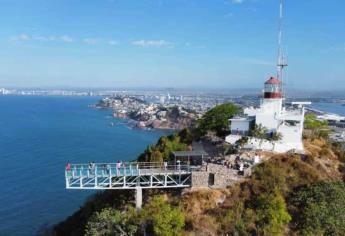 Cierran el Mirador de Cristal del Faro en Mazatlán por obras de la tirolesa