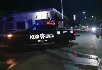 Policía Estatal asegura a un civil con un arma de fuego en Culiacán