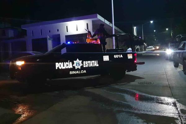 Policía Estatal asegura a un civil con un arma de fuego en Culiacán