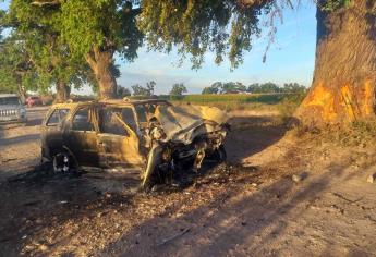 Muere adolescente calcinado tras chocar en una vagoneta en El Ejido Macapule, Ahome