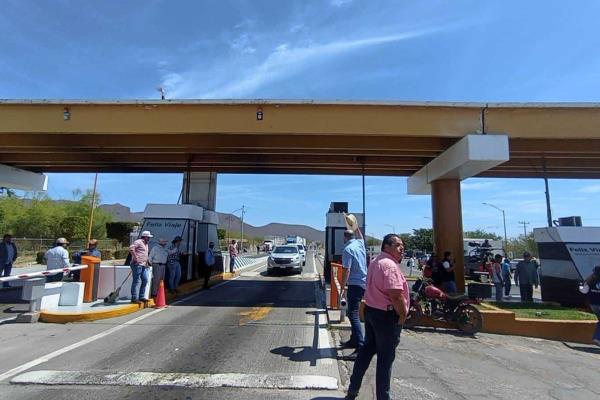 Productores de maíz toman las casetas en Sinaloa; ahora tocó la de San Miguel Zapotitlán