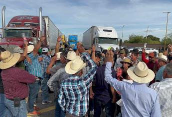 Bloqueo de casetas continuará, aseguran productores en Cuatro Caminos, Guasave