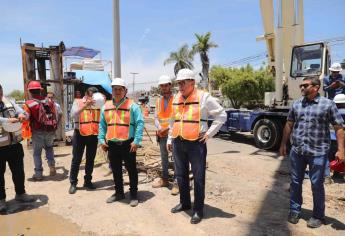 Rocha supervisa obras viales en Mazatlán