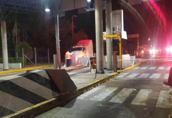 Queda libre el paso en la caseta Costa Rica; pueden circular automóviles y transporte público