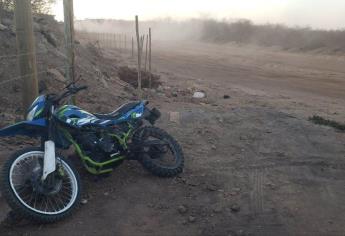 Tras persecución, Policías Estatales aseguran droga y una motocicleta en Culiacán
