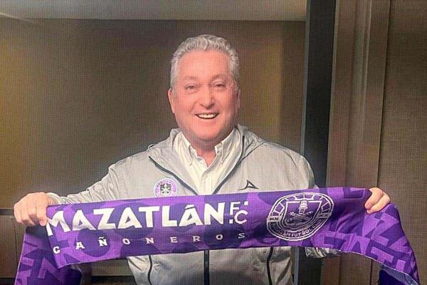 ¡Confirmado! Vucetich es nuevo DT de Mazatlán F.C.