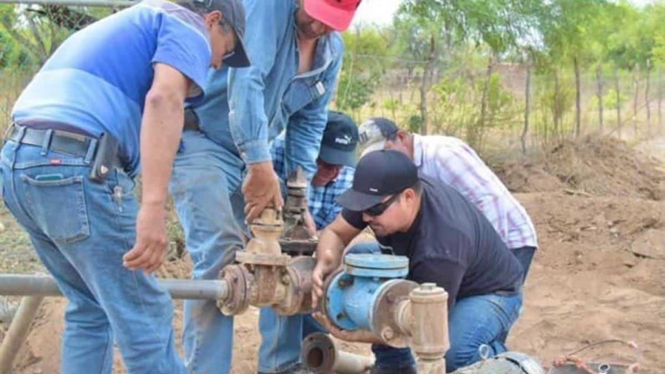 Echan a andar pozo de agua en El Reparito, El Fuerte