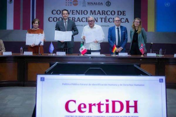 Rocha y ONU firman convenio para la identificación de restos humanos en Sinaloa 