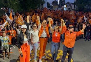 Niurka hace bailar a miles en el cierre de campaña de Fernanda Rivera y Carlos Echeverría 